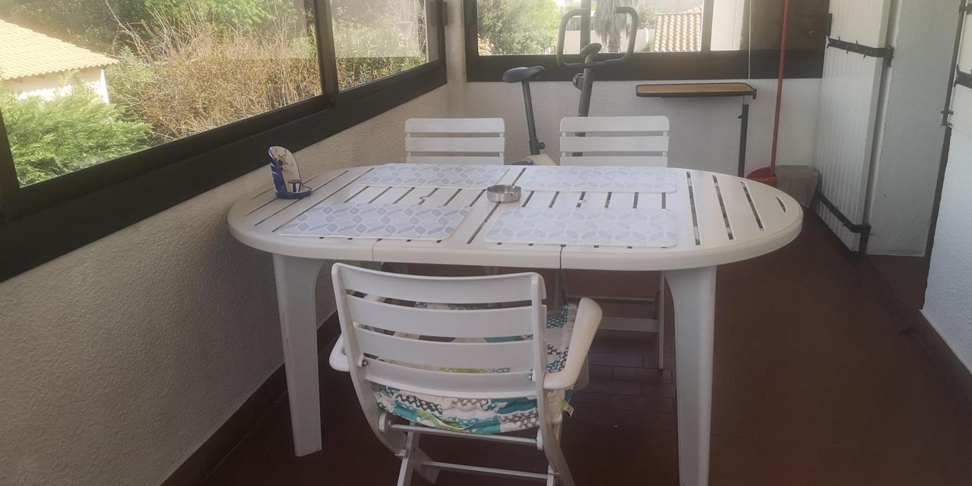 Appartement Dans Villa Avec Piscine Et Jardin مارغيريتيس المظهر الخارجي الصورة