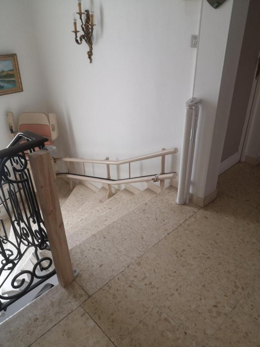 Appartement Dans Villa Avec Piscine Et Jardin مارغيريتيس المظهر الخارجي الصورة